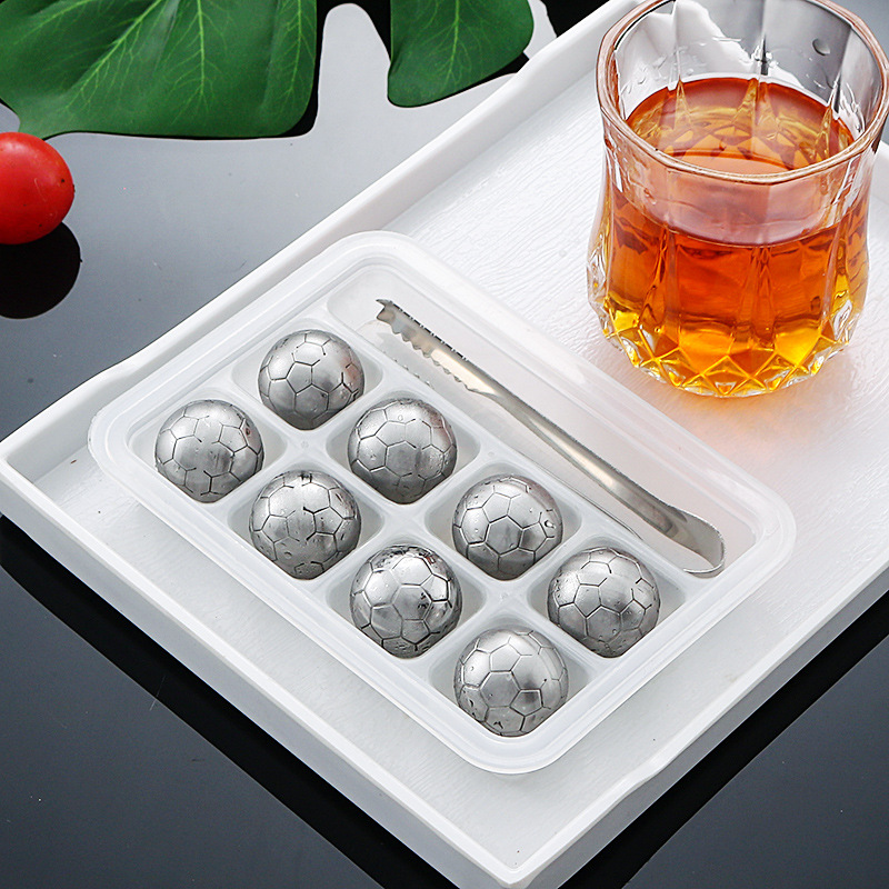 Edelstahl-Eiswürfel – Fussball (8 Stück)