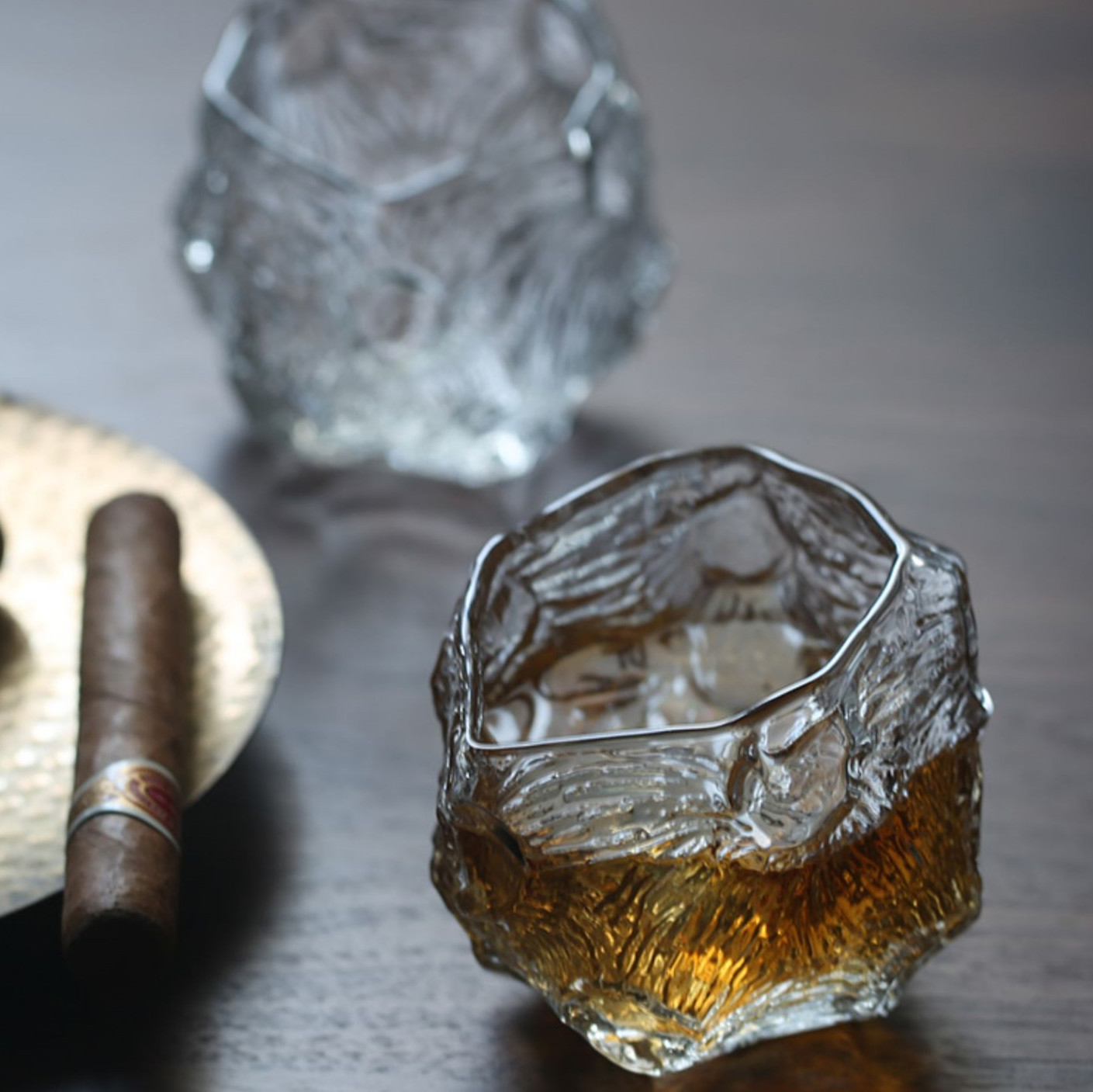 Whisky-Glas im japanischen Stil – Meteorit (mit Holzbox, 2er-Set)