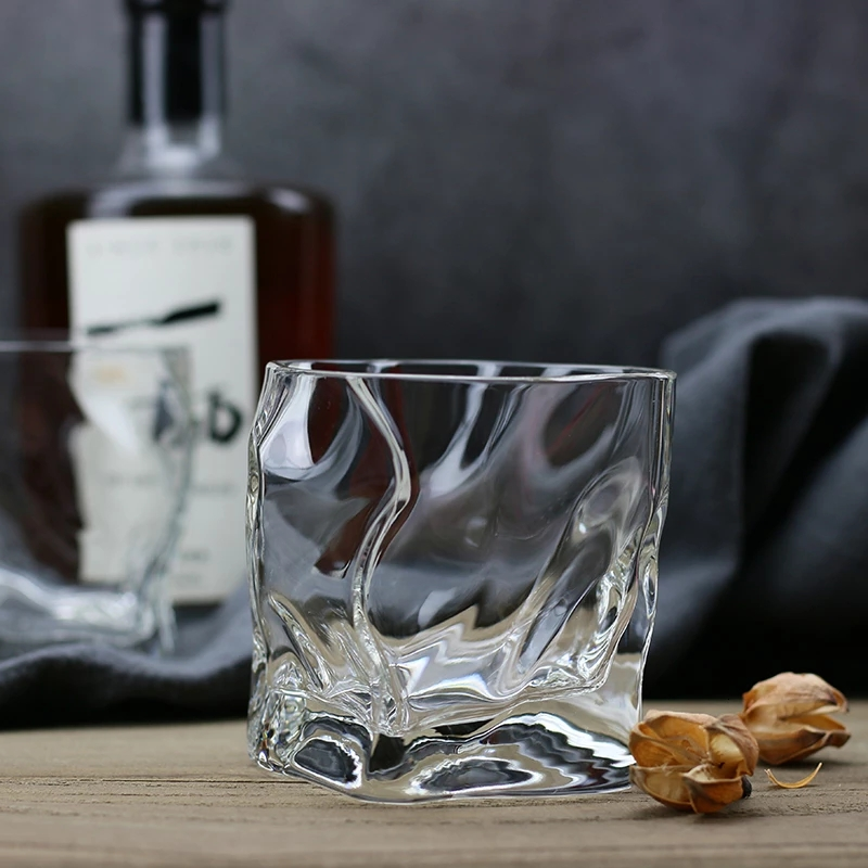 Japanese-Style Whisky Glass – Crumpled Paper (w/ Wooden Box, Set of 2)