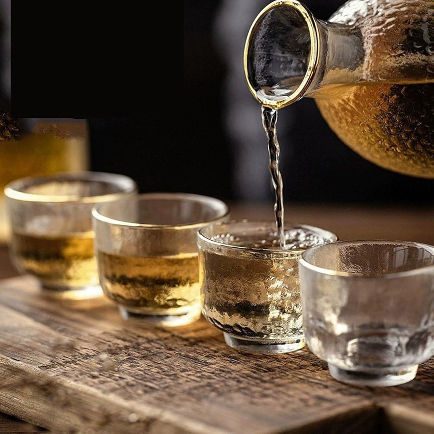 Gläsernes Sake-Set