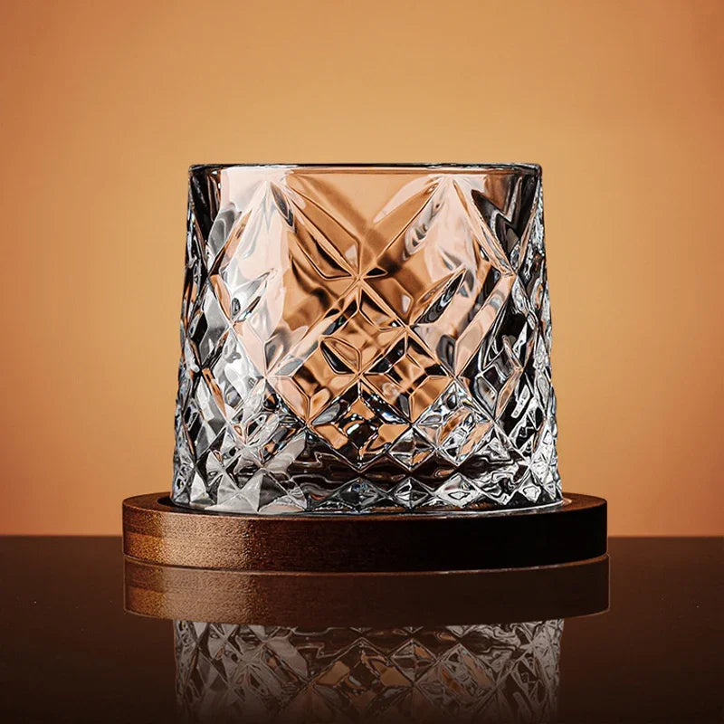 Drehendes Whisky-Glas mit Holz-Basis (2er-Set)