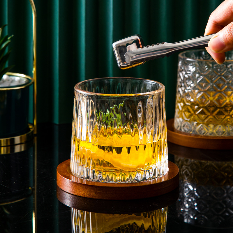 Rotating Whisky Glass with Wooden Base (Set of 2)