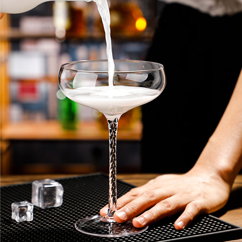 Coupe-Glas mit Spiralstiel (2er-Set)