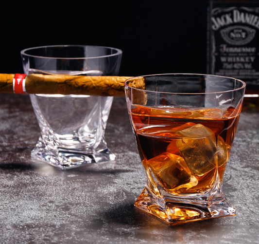 Whisky Glass with Cigar Holder (Set of 2)