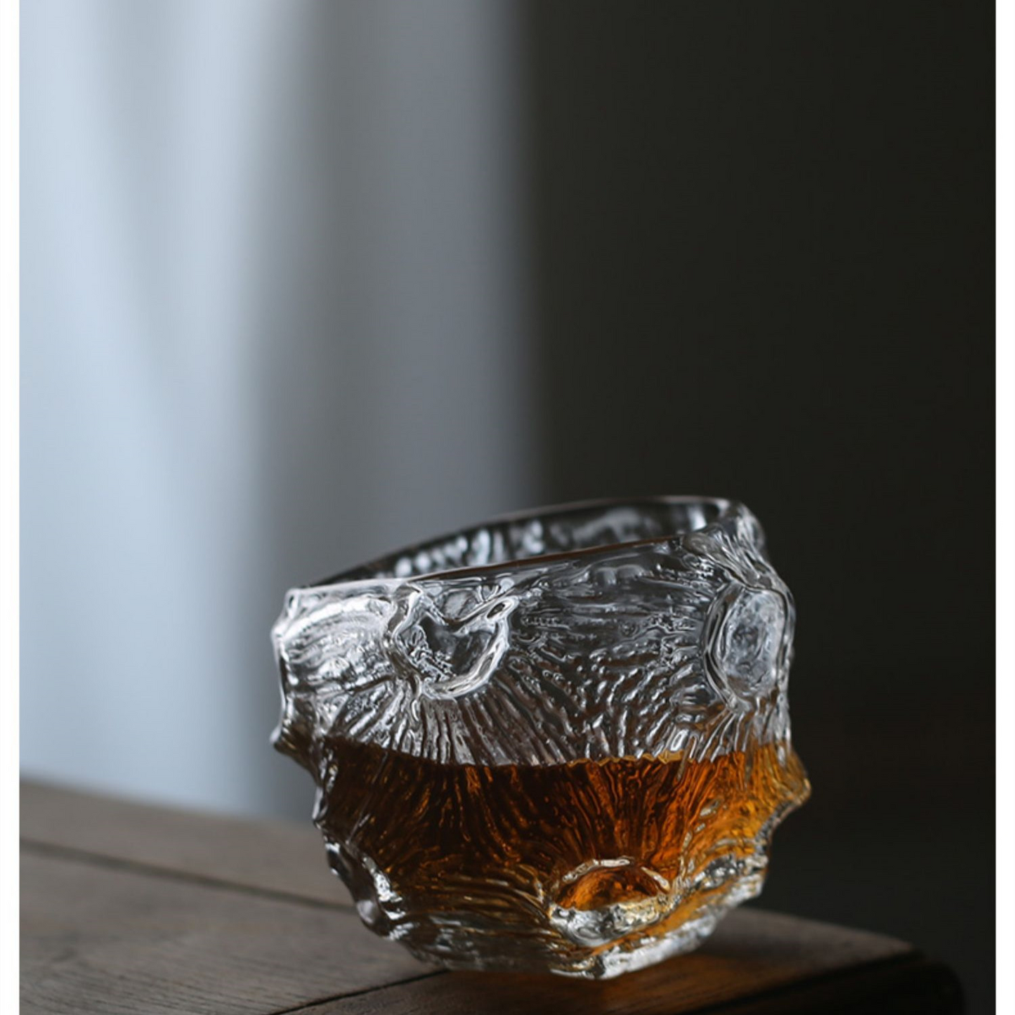 Japanese-Style Whisky Glass – Meteorite (w/ Wooden Box, Set of 2)