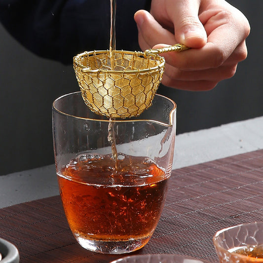 Fine Strainer mit Honigwabennetz