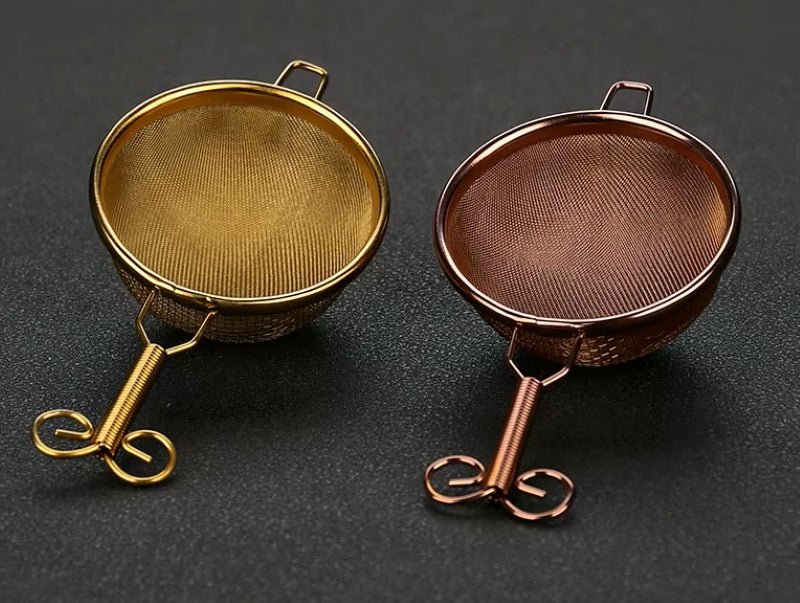 Fine Strainer with twisted handle