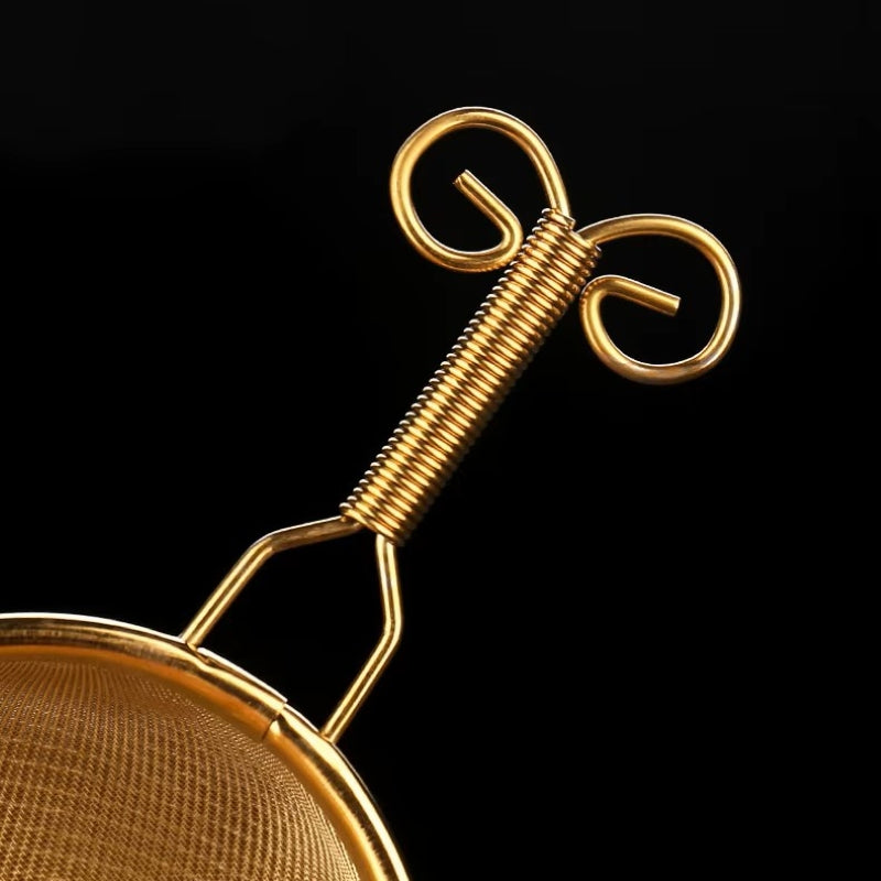 Fine Strainer with twisted handle