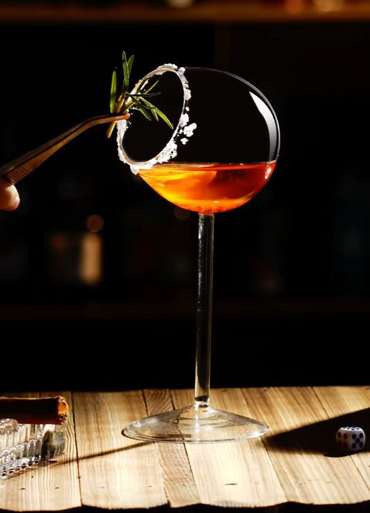 Cocktailglas mit schräg gekippter Öffnung (2er-Set)