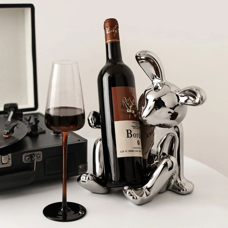 Sitzendes Tier Weinregal